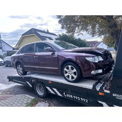 Vůz na náhradní díly Škoda Superb 2 sedan 2009 BMP KQC LF3X