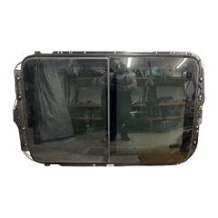 VW Passat B7 kombi r.v. 2014 panoramatická střecha