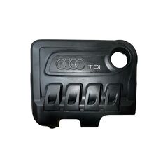 Audi Q3 8U S-Line r.v. 2014 horní kryt motoru 03L103925S