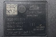 VW Golf 7 kombi r.v. 2015 řídící jednotka ABS 3Q0907379F 3Q0614517F