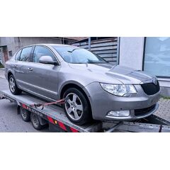 Vůz na náhradní díly Škoda Superb 2 sedan 2009 CBBB KPS LF8H